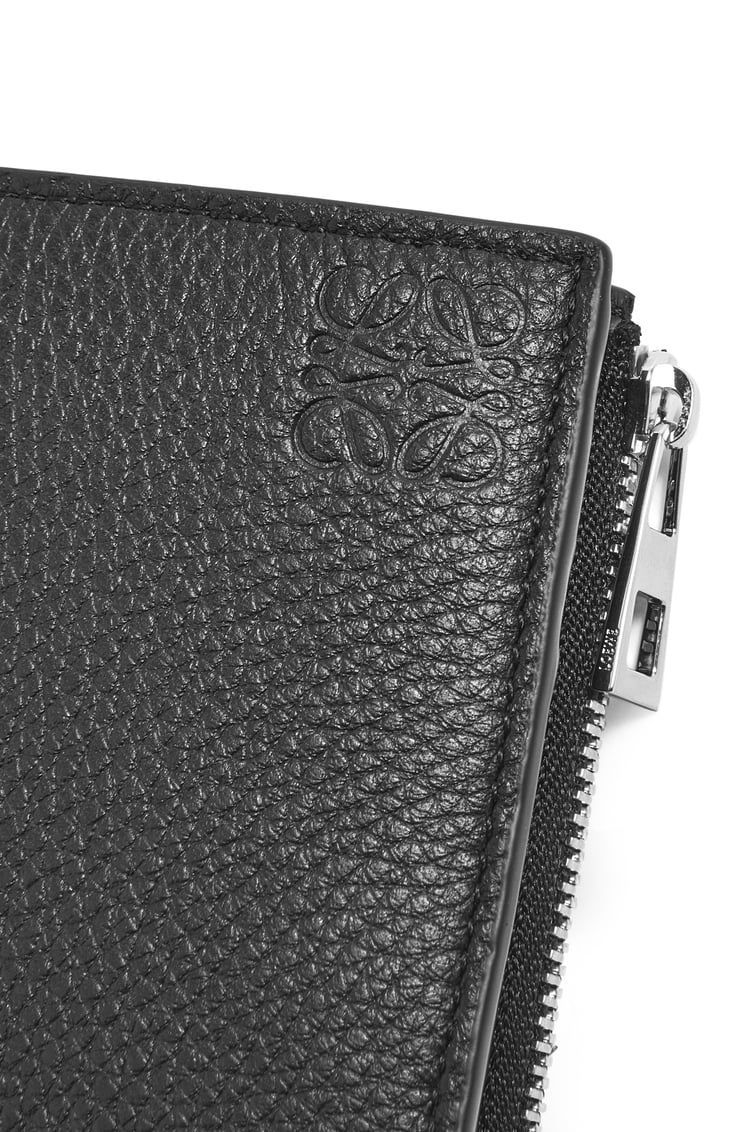 Slim compact wallet in soft grained calfskin