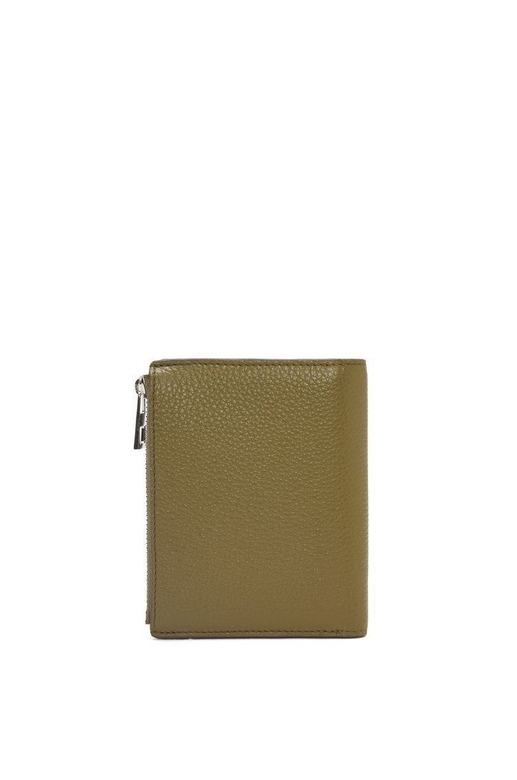 Slim compact wallet in soft grained calfskin