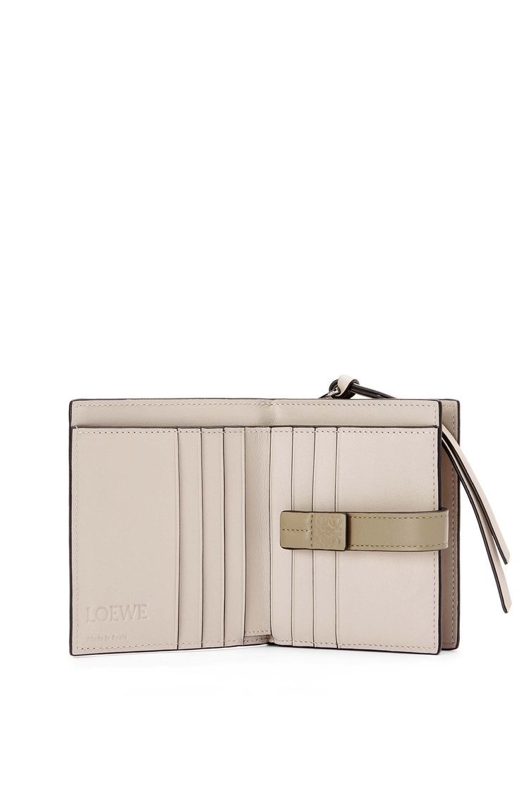 Compact zip wallet in soft grained calfskin