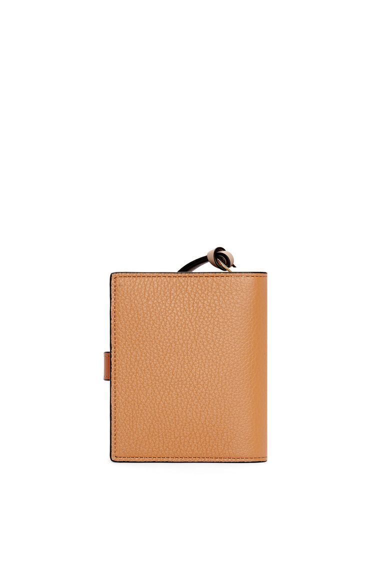 Compact zip wallet in soft grained calfskin