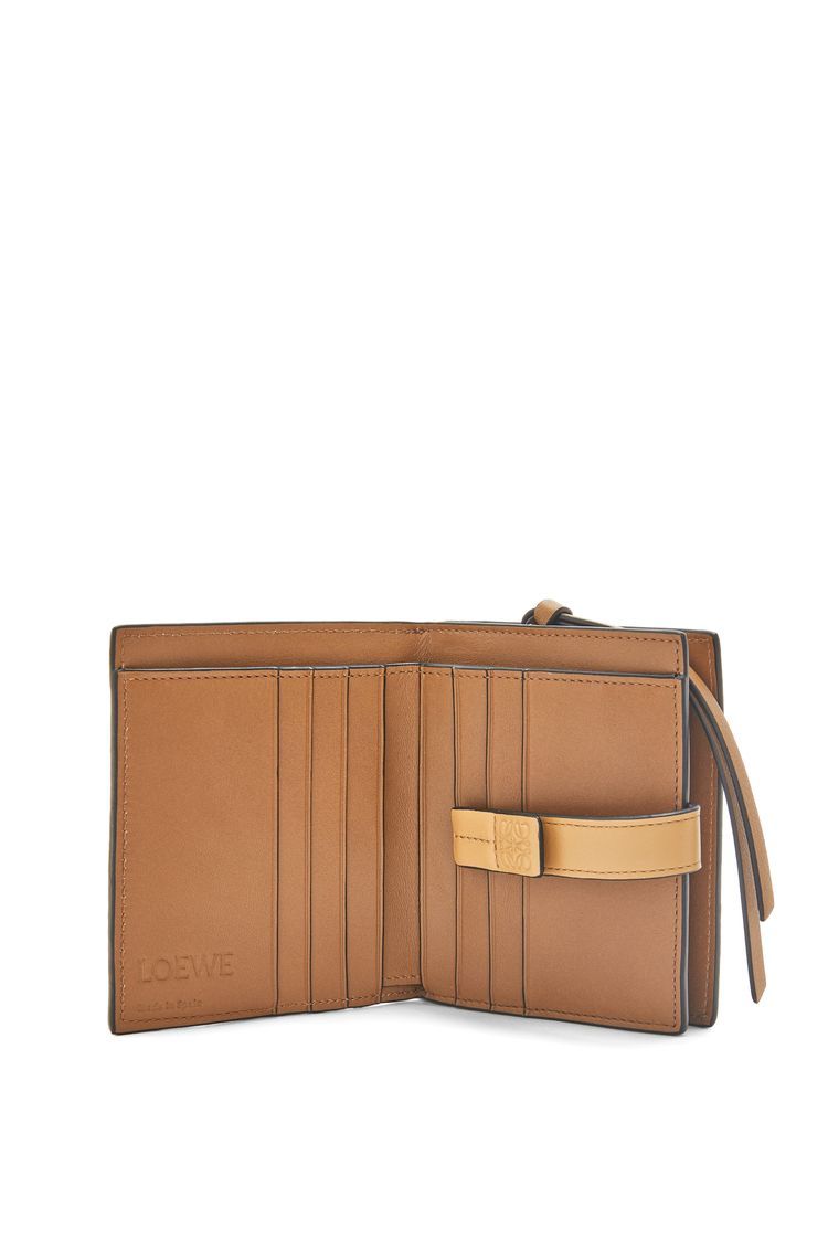 Compact zip wallet in soft grained calfskin