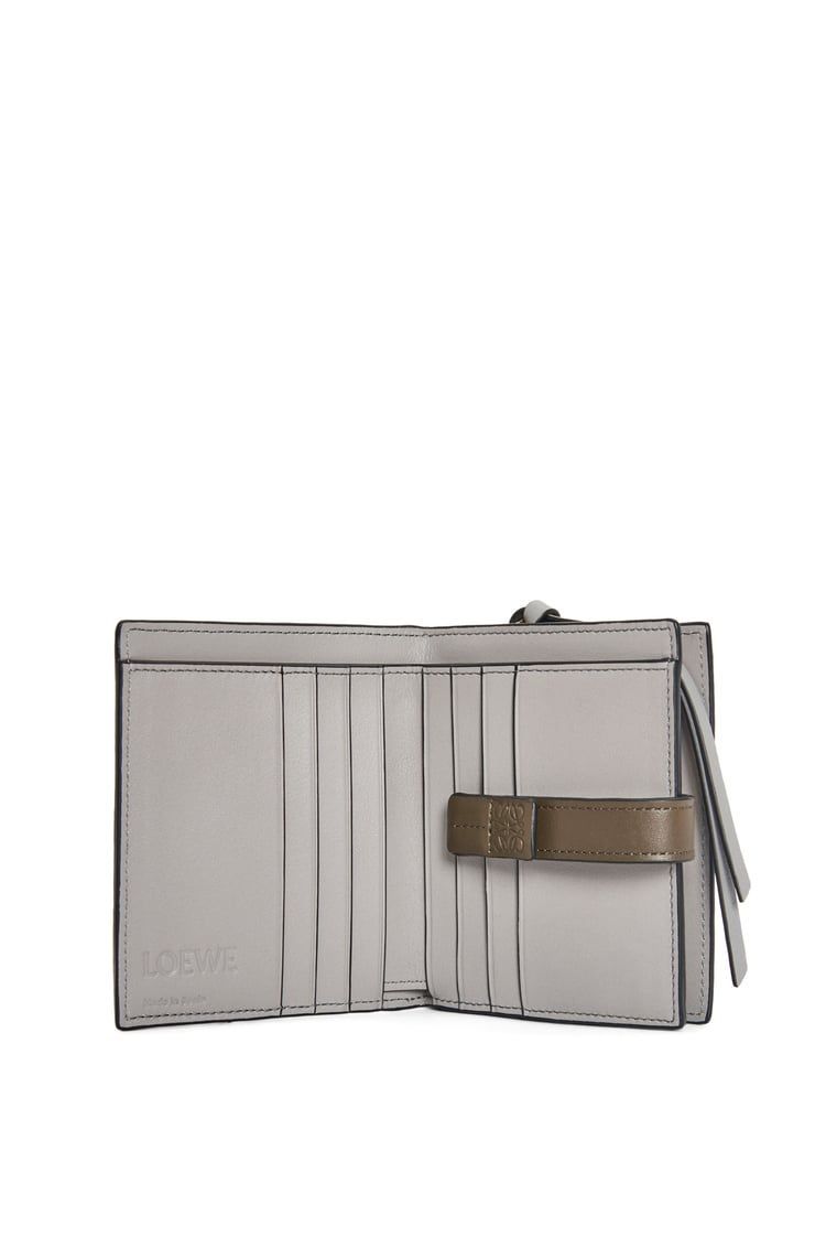 Compact zip wallet in soft grained calfskin