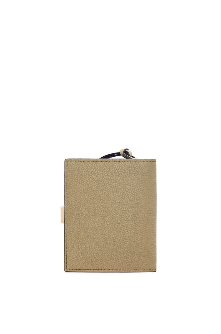 Compact zip wallet in soft grained calfskin