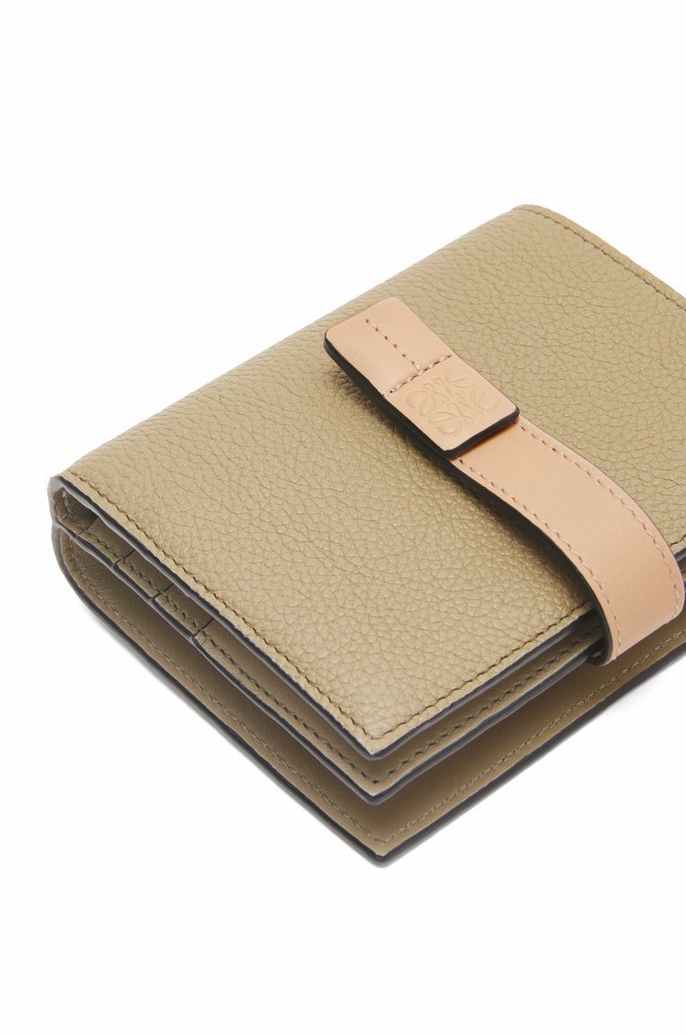 Compact zip wallet in soft grained calfskin