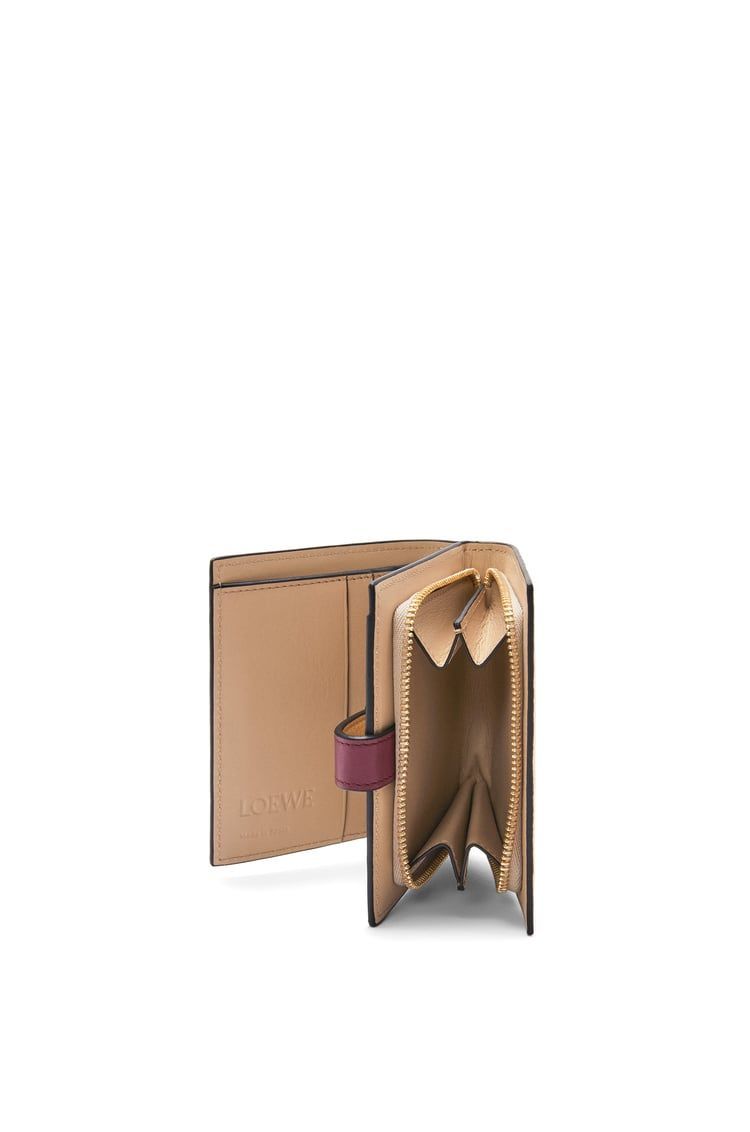 Compact zip wallet in soft grained calfskin