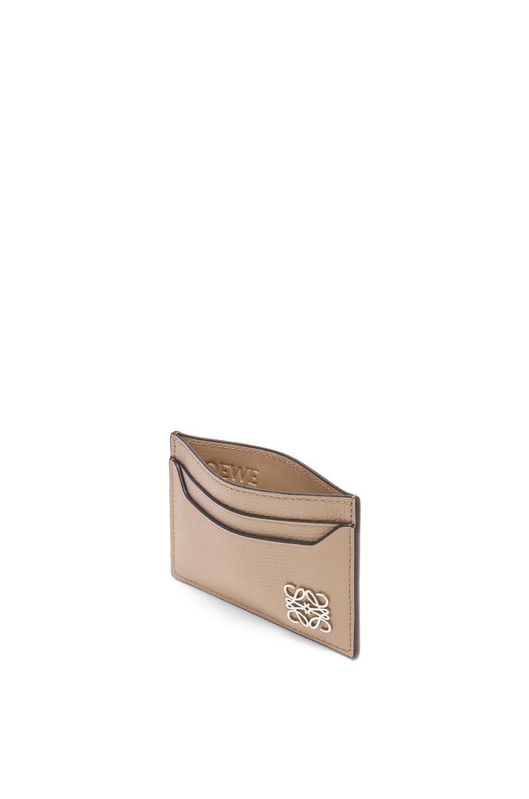 Anagram plain cardholder in pebble grain calfskin