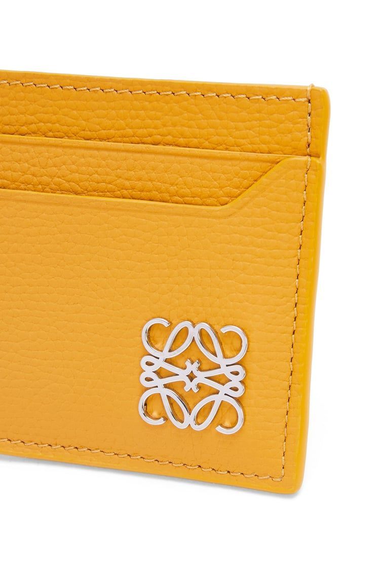 Anagram plain cardholder in pebble grain calfskin