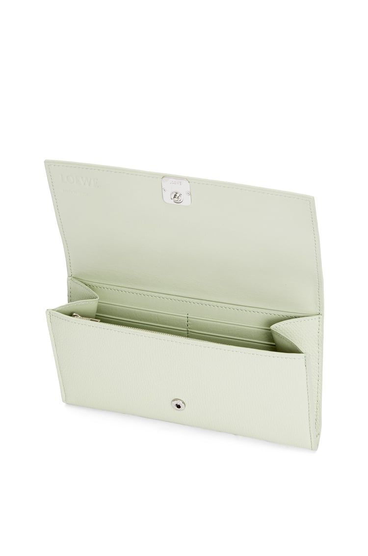 Anagram continental wallet in pebble grain calfskin