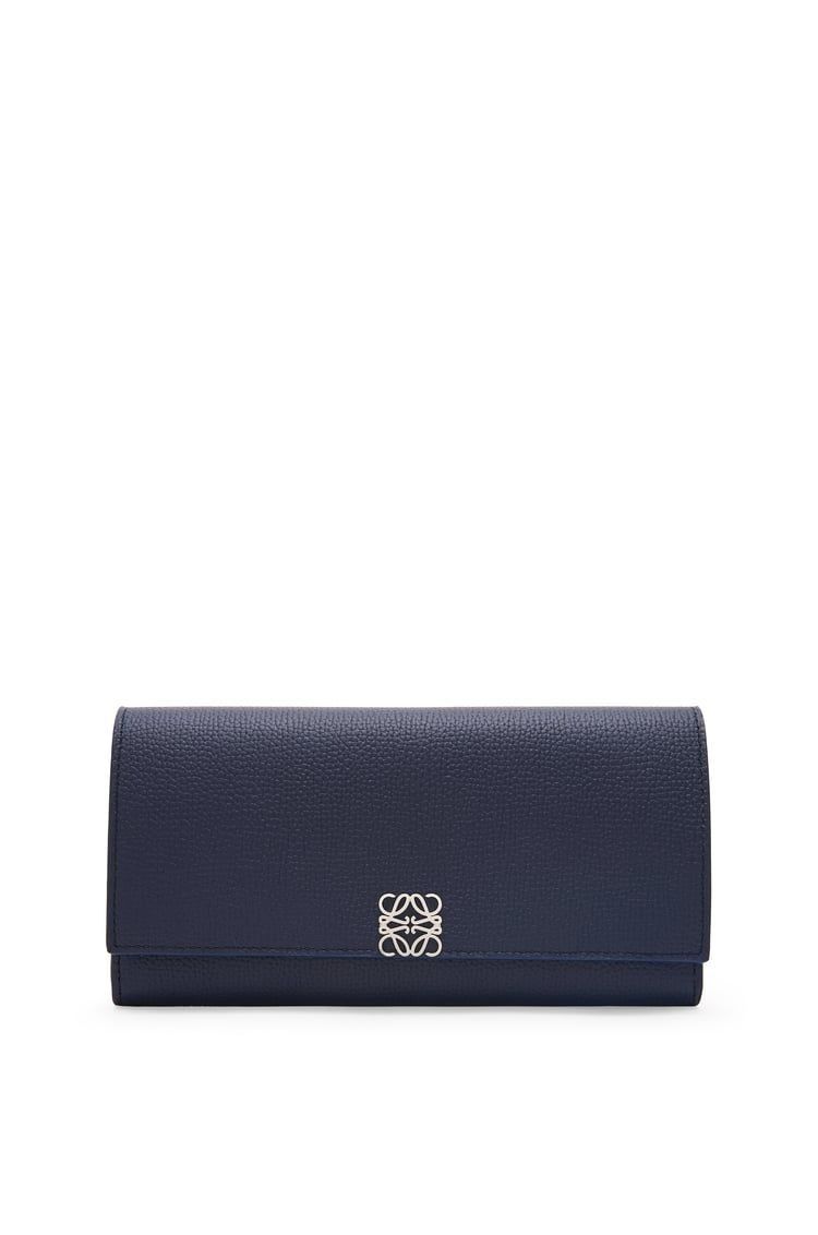 Anagram continental wallet in pebble grain calfskin