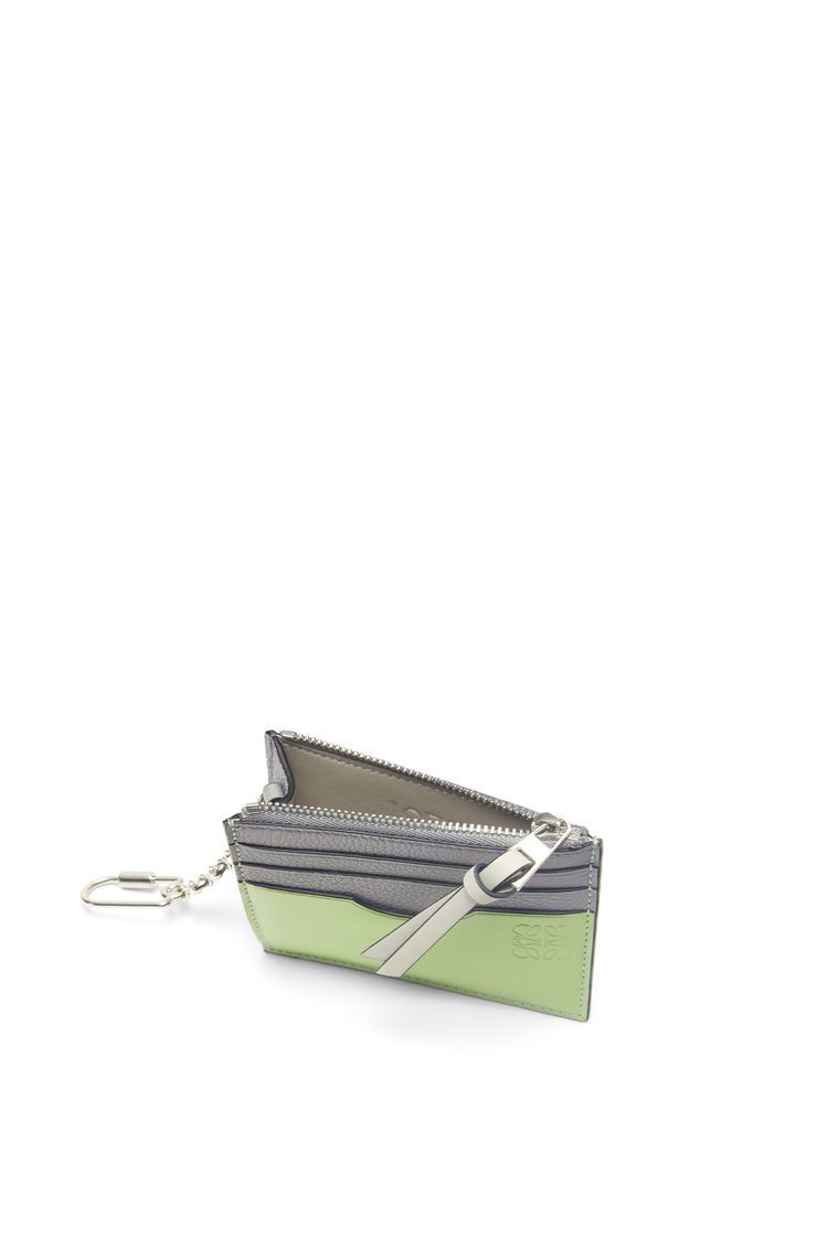 Square cardholder in soft grained calfskin with chain