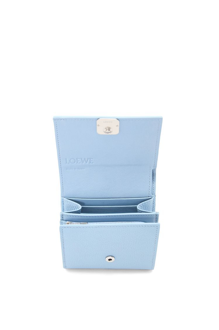 Anagram compact flap wallet in pebble grain calfskin