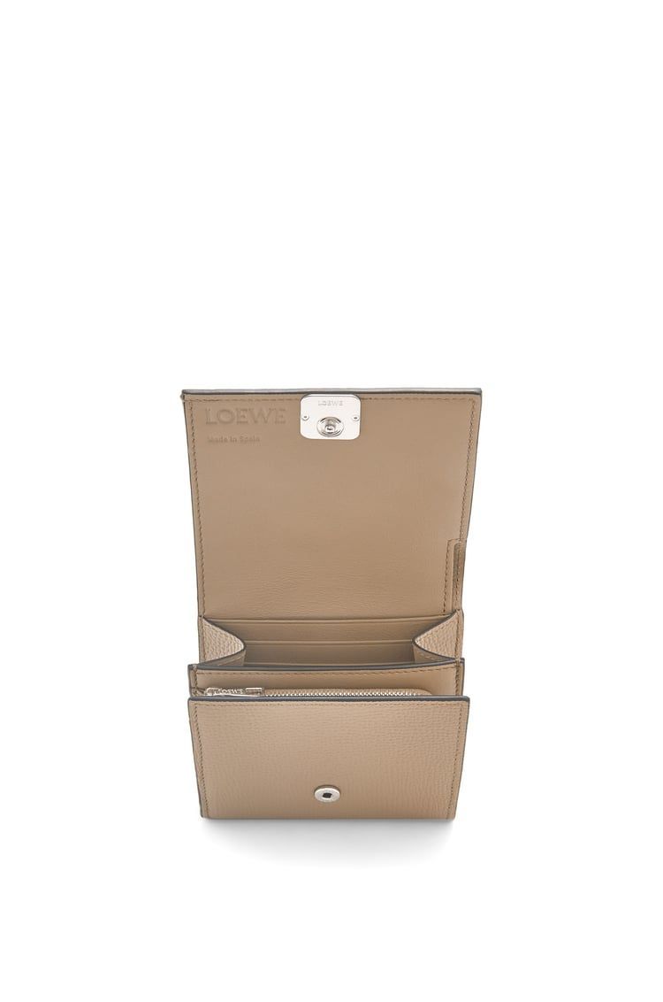Anagram compact flap wallet in pebble grain calfskin