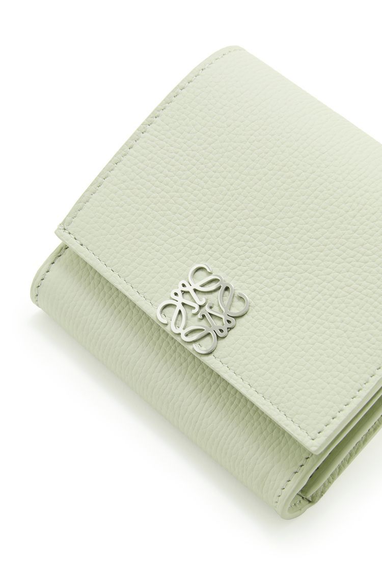 Anagram compact flap wallet in pebble grain calfskin