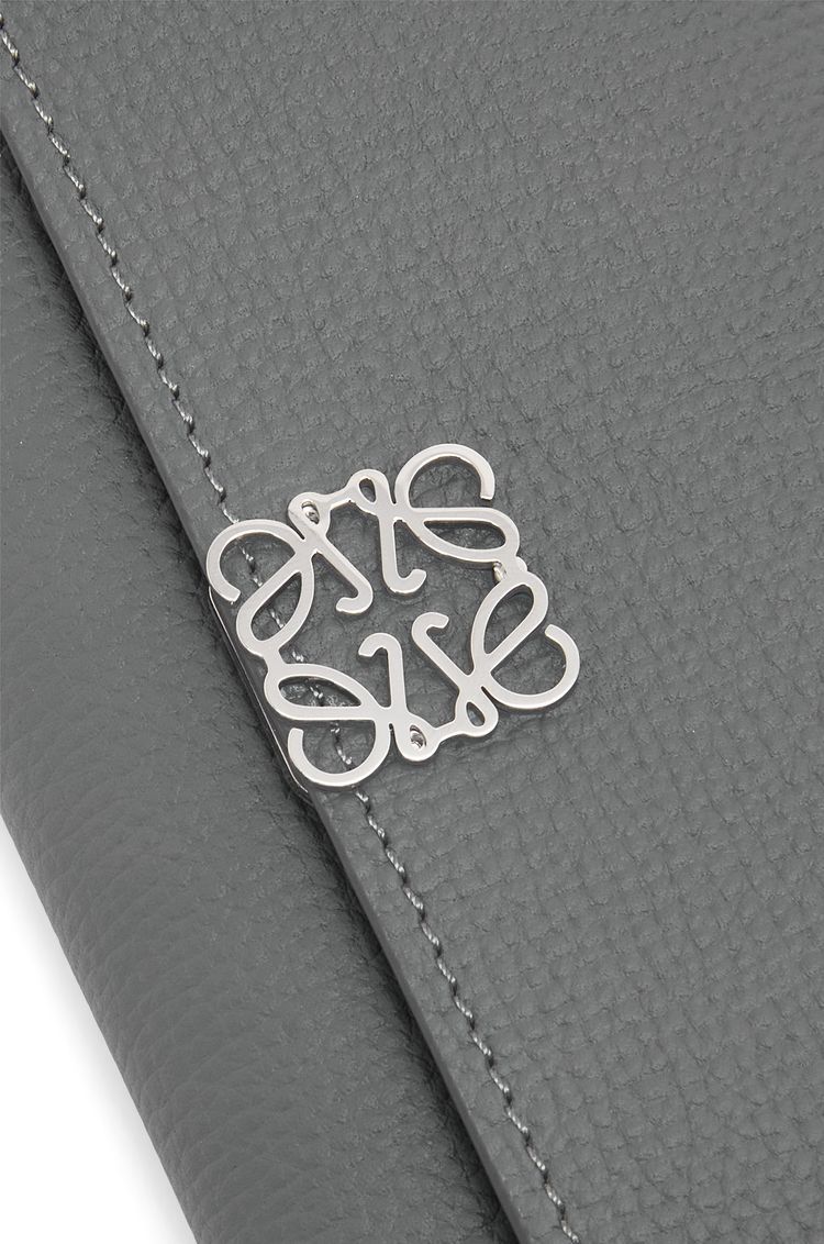 Anagram small vertical wallet in pebble grain calfskin
