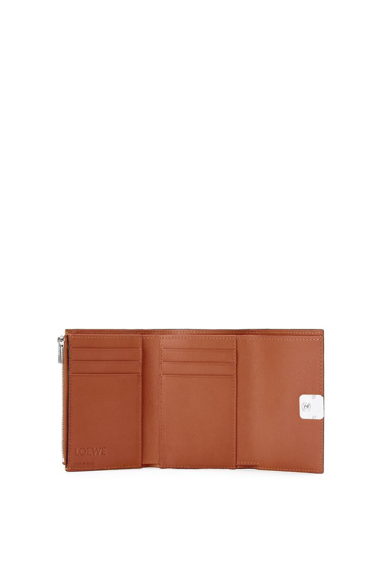 Anagram small vertical wallet in pebble grain calfskin