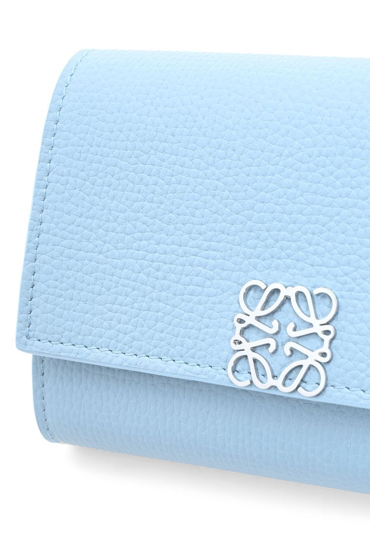 Anagram small vertical wallet in pebble grain calfskin