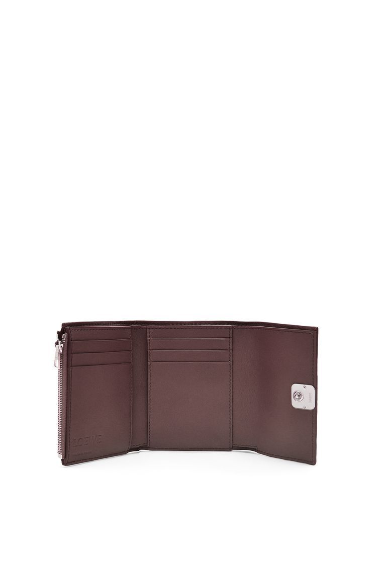Anagram small vertical wallet in pebble grain calfskin
