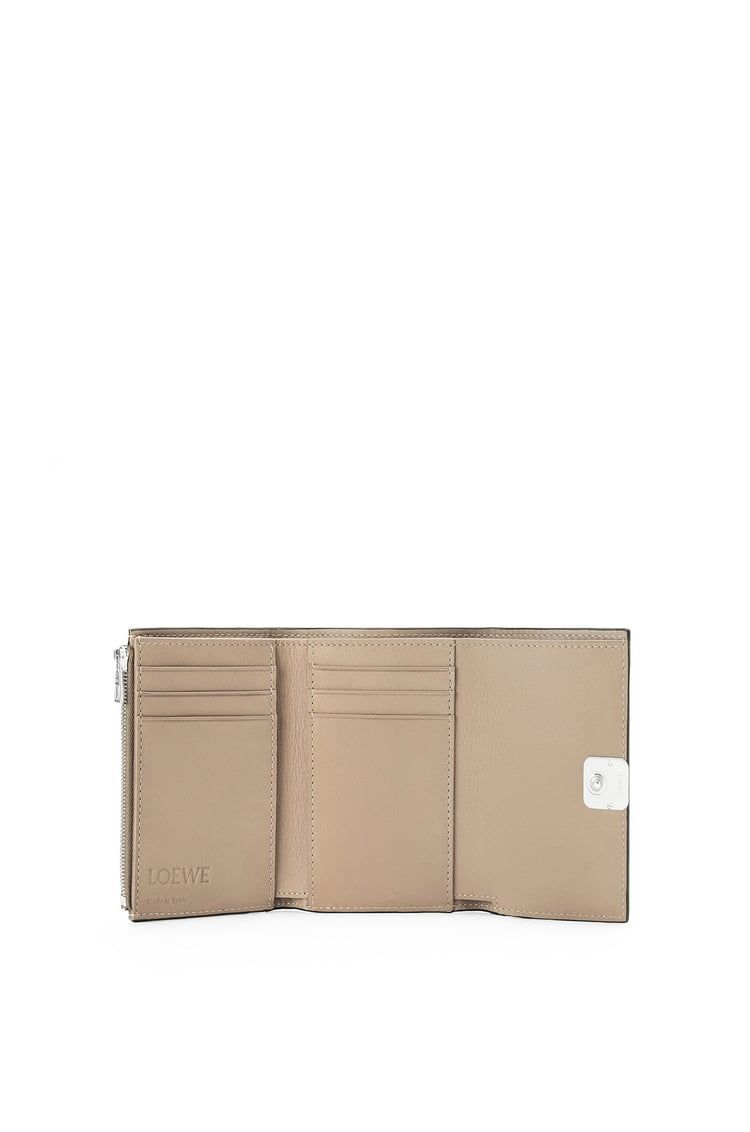 Anagram small vertical wallet in pebble grain calfskin