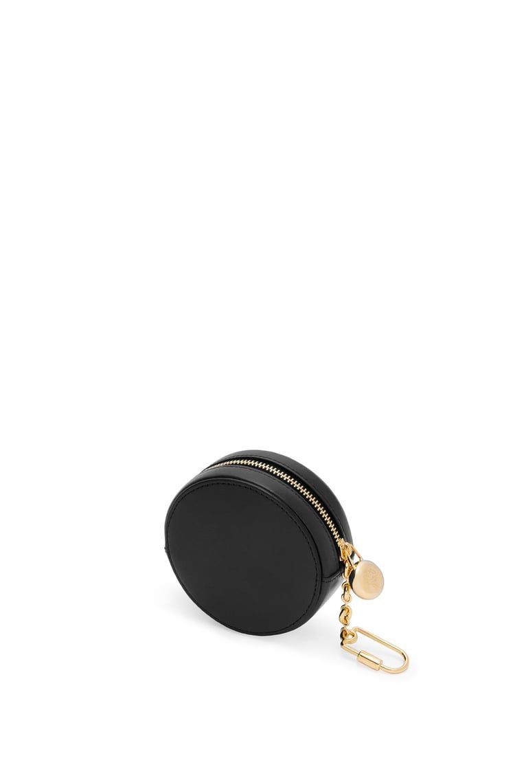 Pebble cookie key holder in shiny nappa calfskin