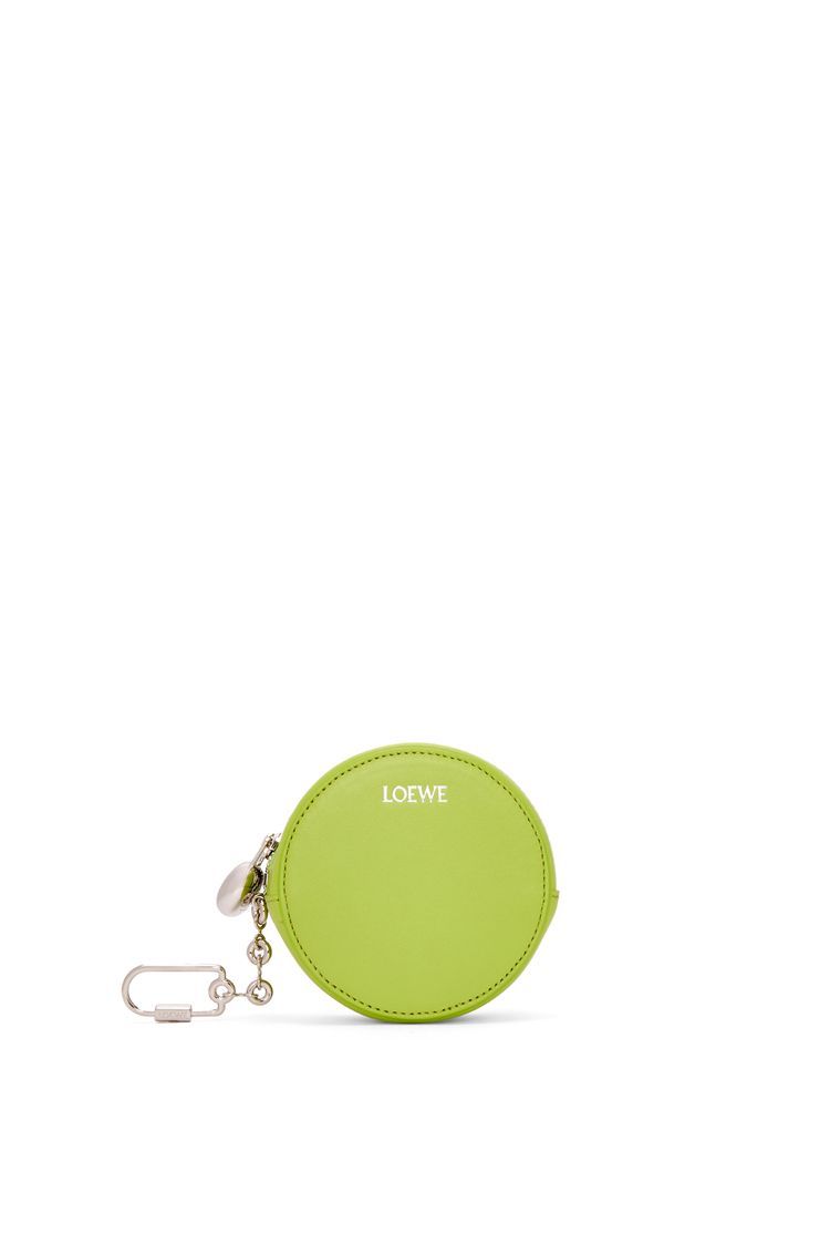 Pebble cookie key holder in shiny nappa calfskin