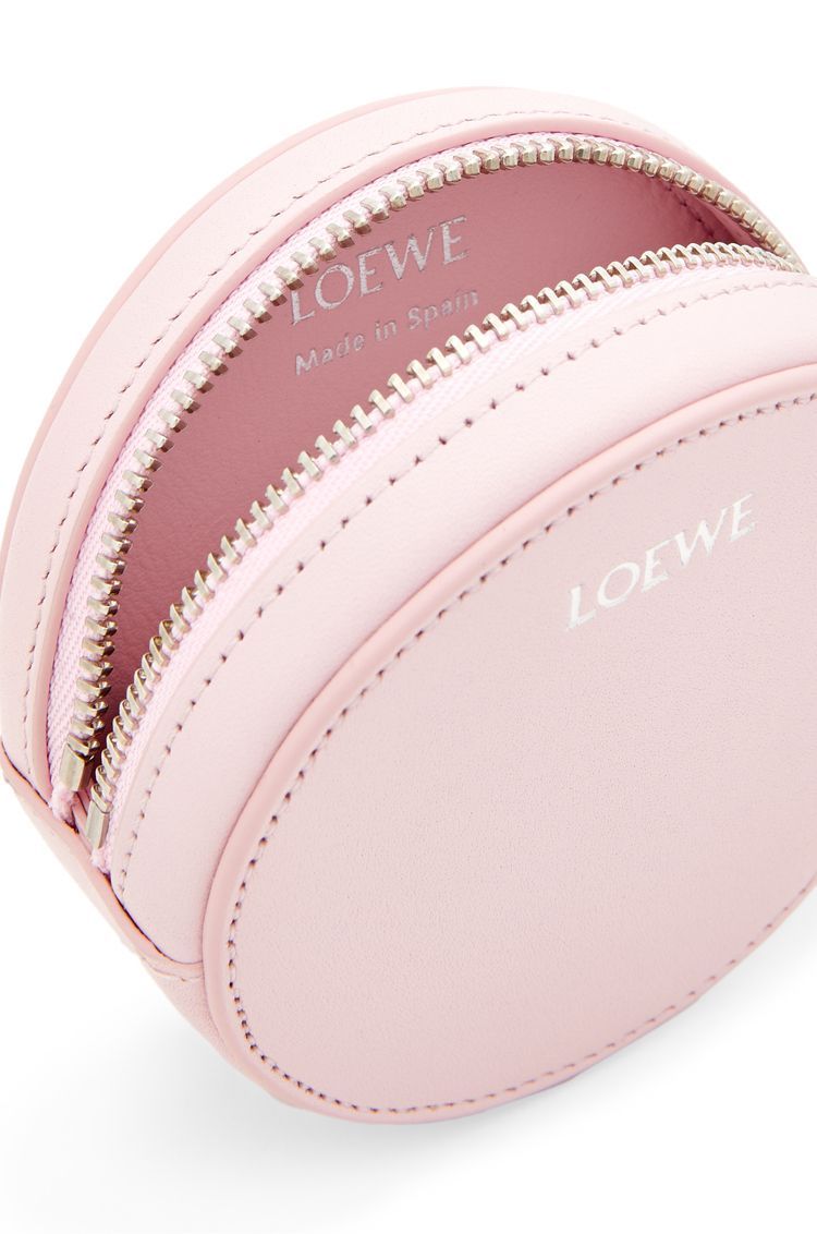 Pebble cookie key holder in shiny nappa calfskin