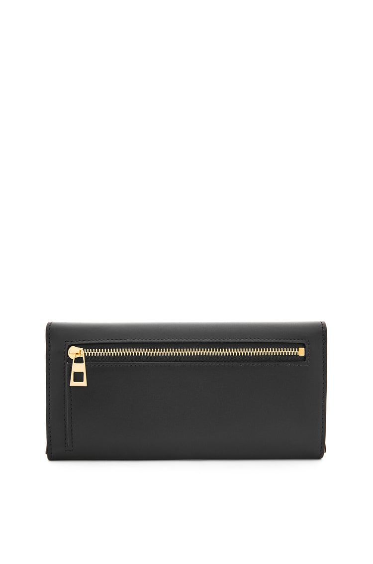Pebble continental wallet in shiny nappa calfskin