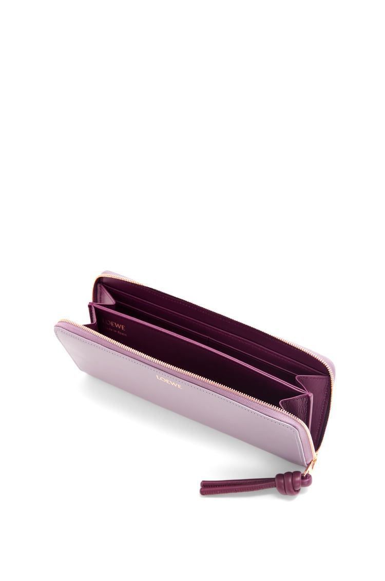 Knot zip around wallet in shiny nappa calfskin