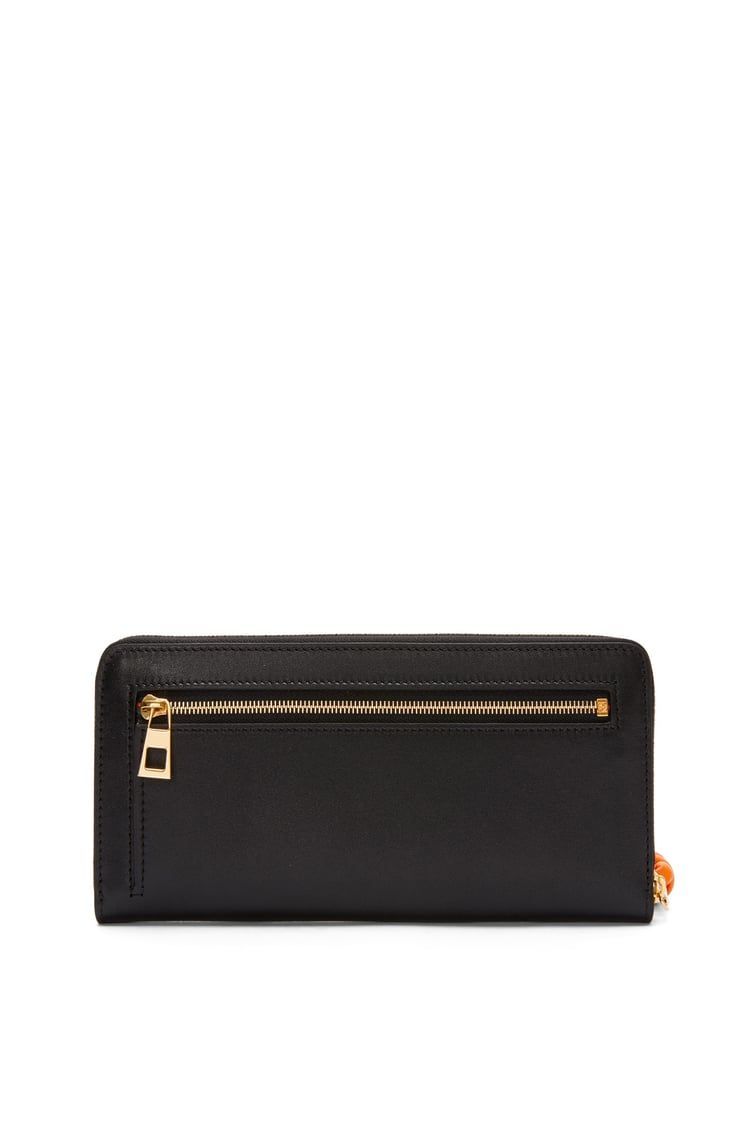 Knot zip around wallet in shiny nappa calfskin