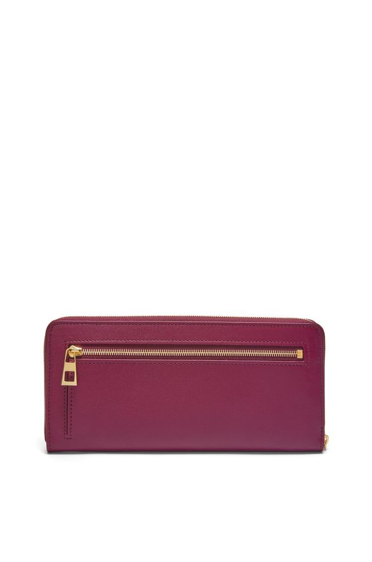 Knot zip around wallet in shiny nappa calfskin