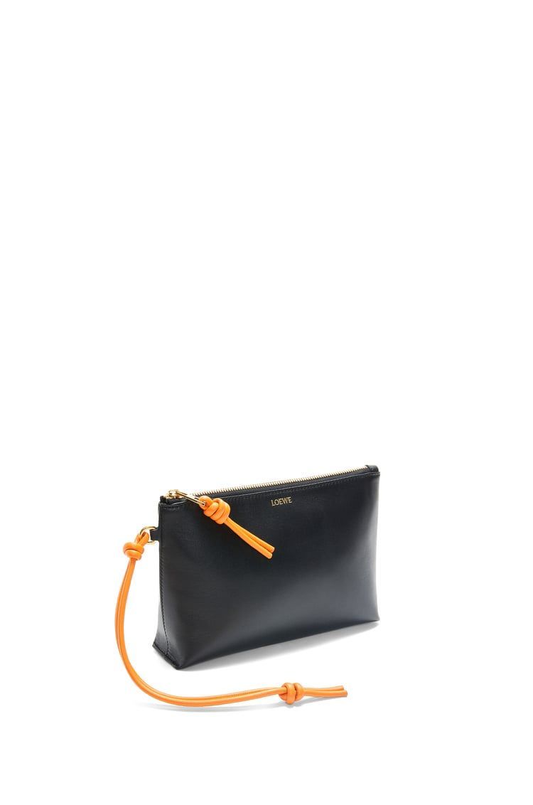Knot T pouch in shiny nappa calfskin