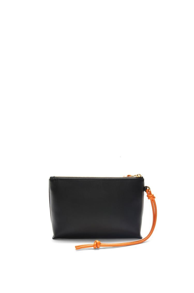 Knot T pouch in shiny nappa calfskin