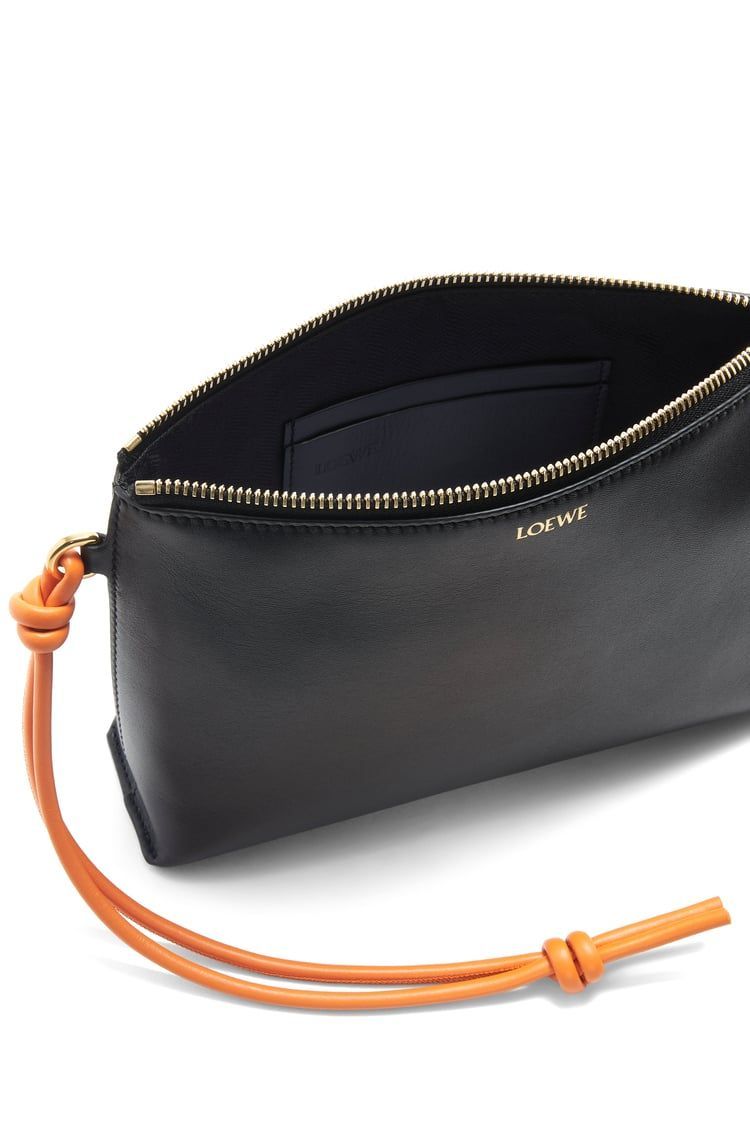 Knot T pouch in shiny nappa calfskin