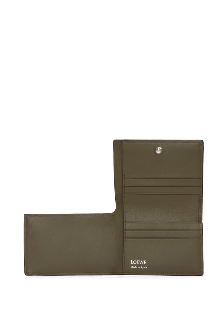 Folded wallet in shiny nappa calfskin