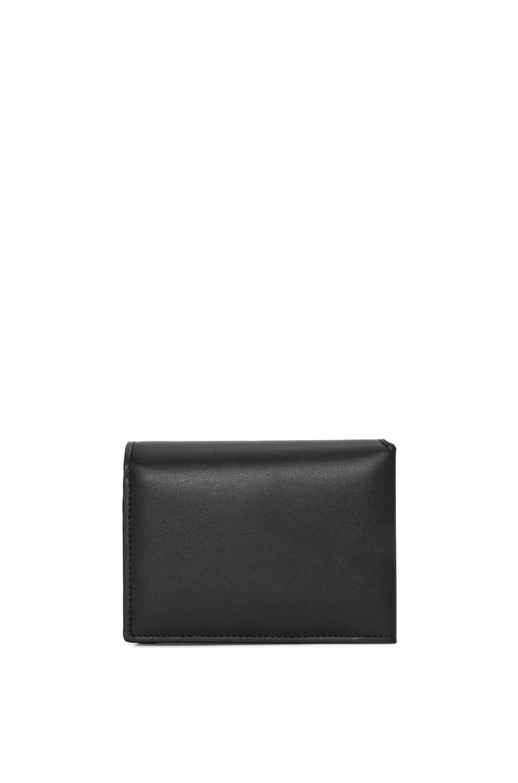 Folded wallet in shiny nappa calfskin