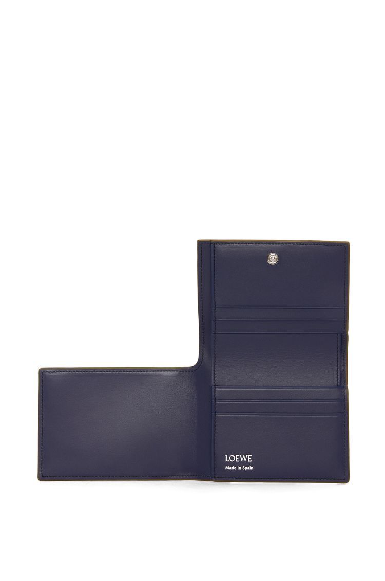 Folded wallet in shiny nappa calfskin