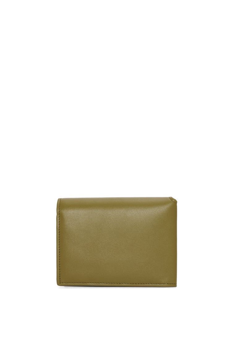 Folded wallet in shiny nappa calfskin