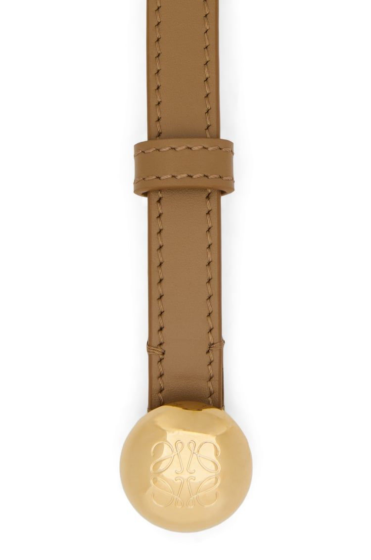 Pebble belt in smooth calfskin