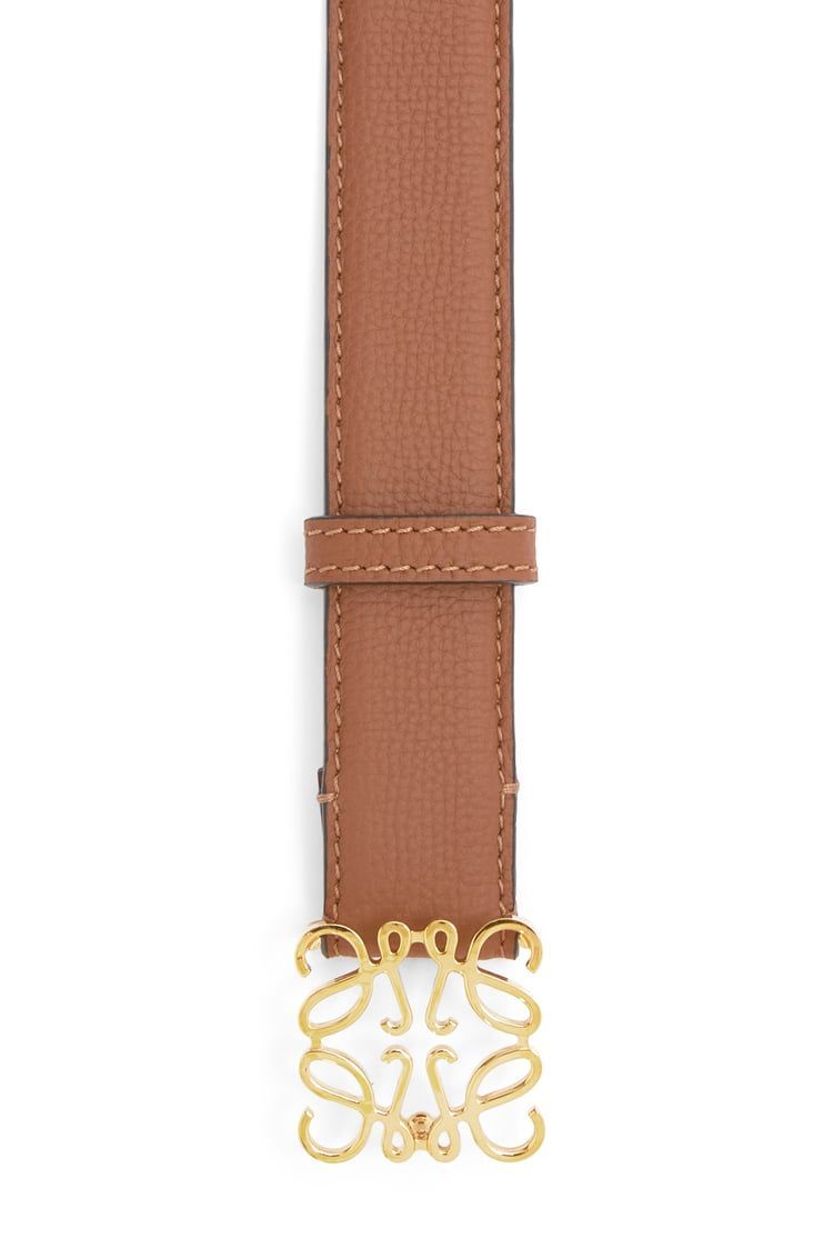 Anagram belt in pebble grain calfskin