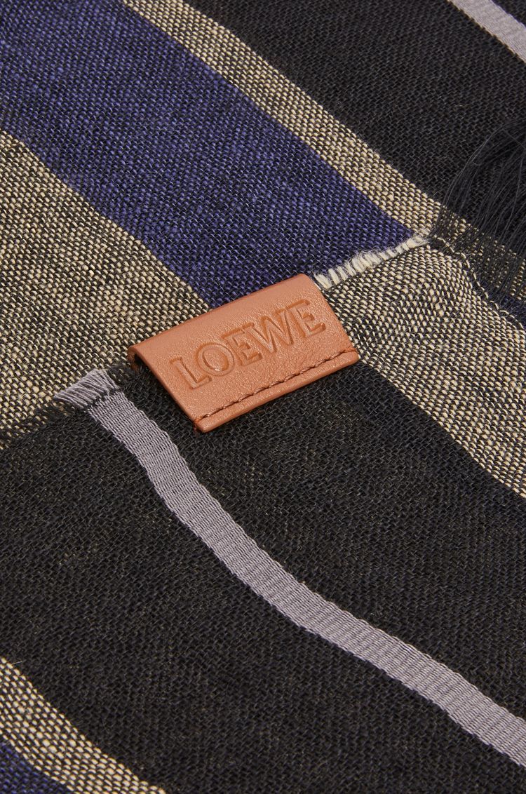 Scarf in linen