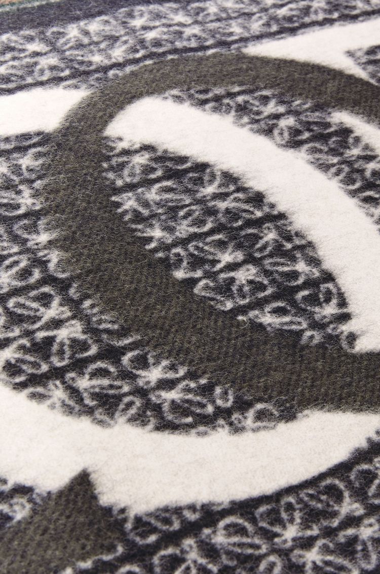 LOEWE Love scarf in wool and cashmere
