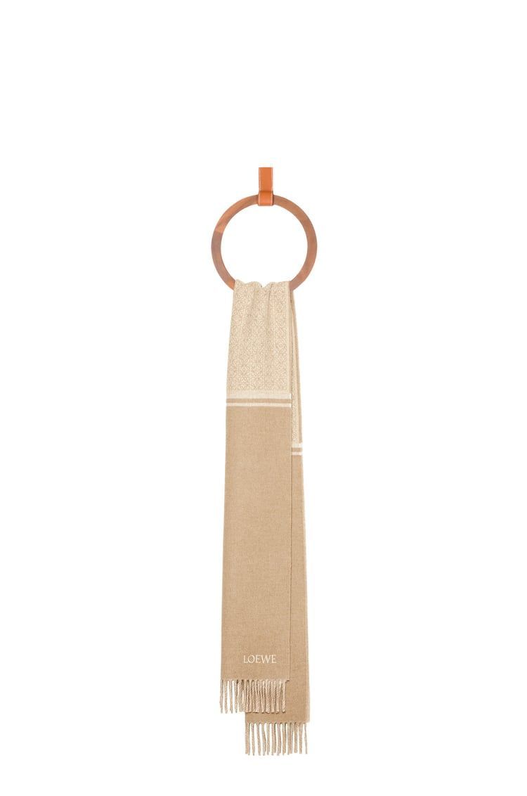 Scarf in wool and cashmere