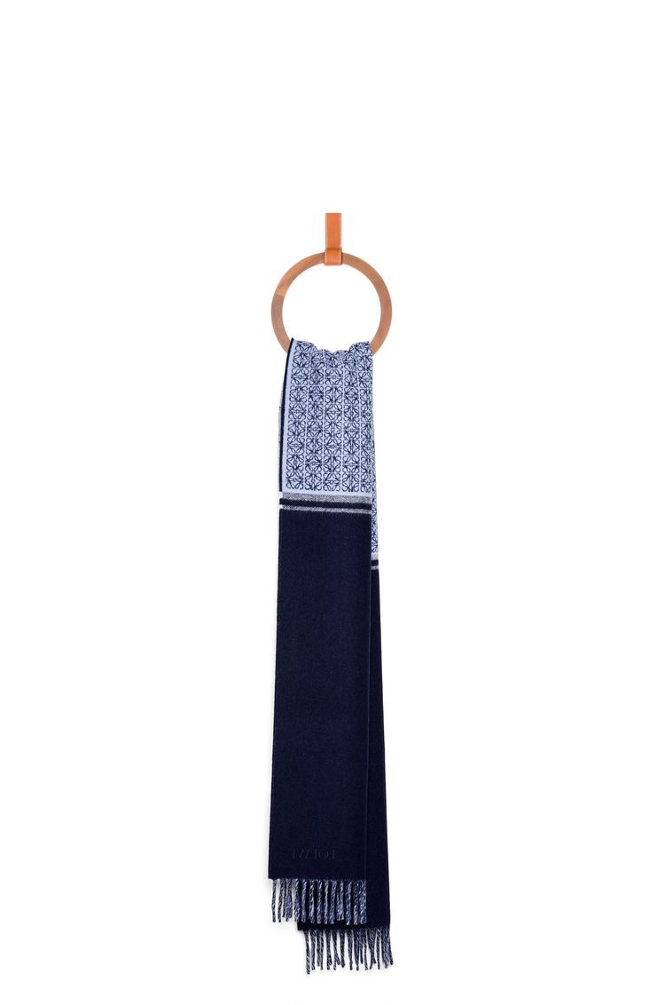 Scarf in wool and cashmere
