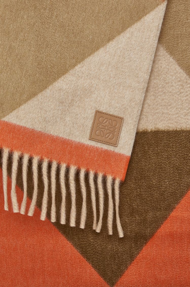 Scarf in cashmere