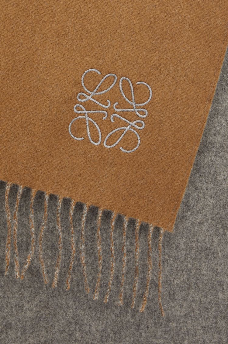 Scarf in wool and cashmere