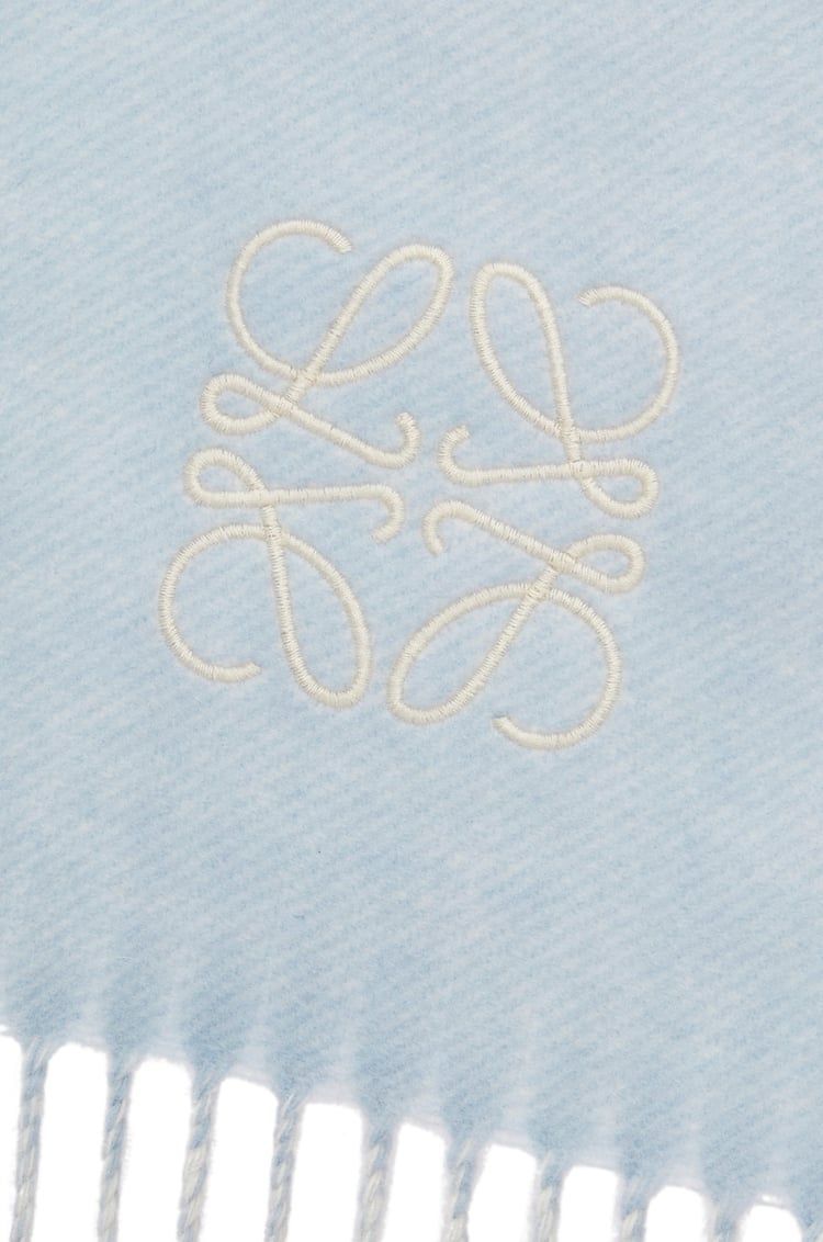 Scarf in wool and cashmere