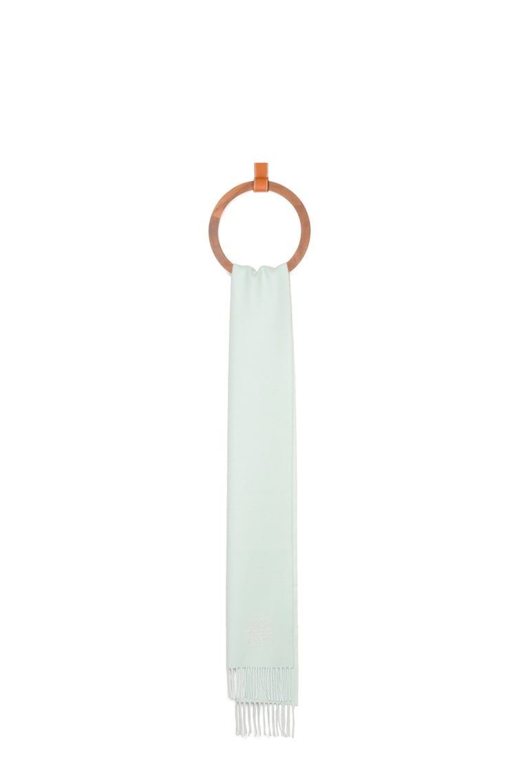 Scarf in wool and cashmere