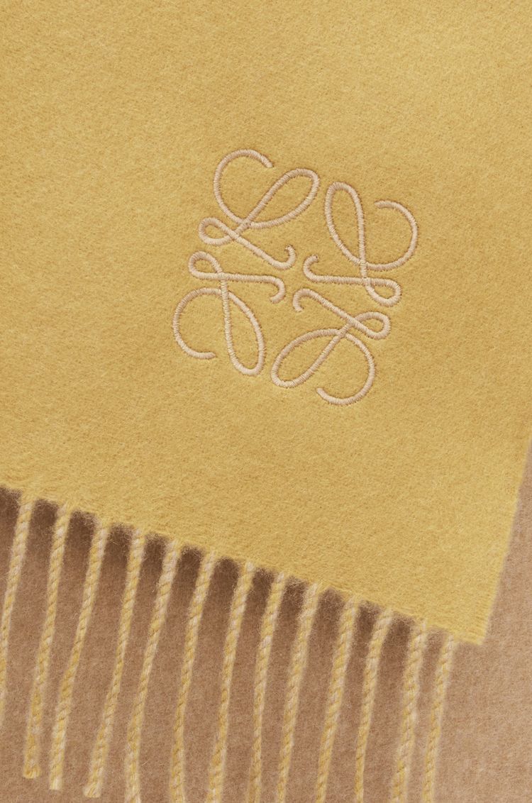 Scarf in wool and cashmere