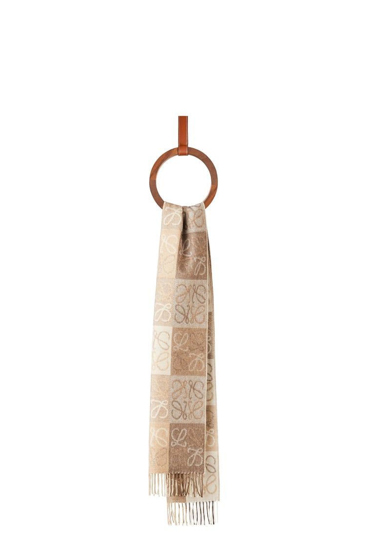 Scarf in wool and cashmere
