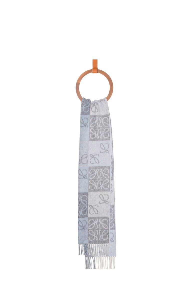 Scarf in wool and cashmere