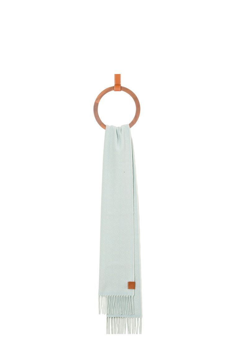 Scarf in cashmere